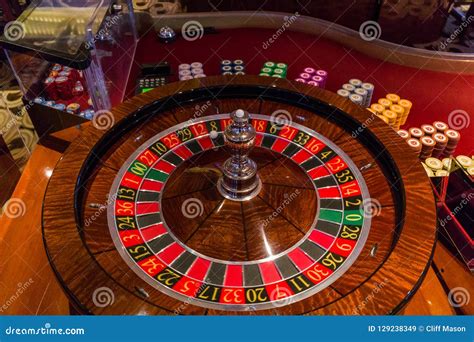 Chips on the Roulette Wheel Stock Image - Image of roulette, leisure: 129238349