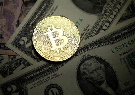 Bitcoin Etfs Make A Splash On Debut Trading At 46 Billion On The