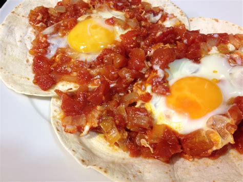 Receta De Brunch Mexicano Huevos Rancheros Gourmet Like Me