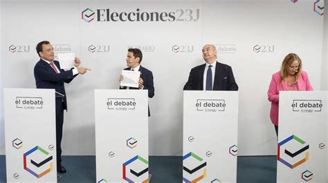 El PP Marca Distancias Con Vox Y El Bloque De La Izquierda Escenifica