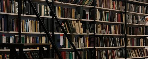 ЛитГид | Эта группа расскажет вам немного больше о литературе простым ...