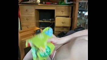 Seul Dans Le Salon XVIDEOS