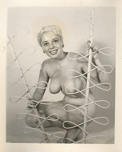 Beautiful Sexy Retro Vintage NSFW IMG 20240221 231320 681 Porn Pic