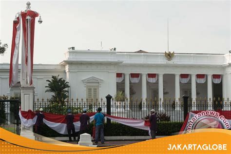 Nude Man Arrested Attempting To Gain Access To State Palace