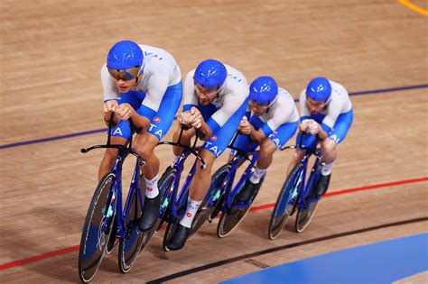 Il Triennio Olimpico Del Ciclismo Su Pista Inizia Oggi Ganna E