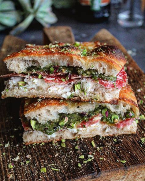 Focaccia Con Salame Robiola E Pesto Di Pistacchi Il Gusto Di Andre