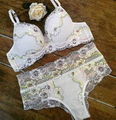 Pin On Lingerie Camisolas Conjuntos E Outros