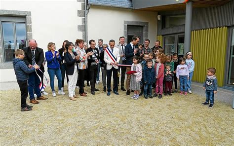 Du Soleil Pour Linauguration De Laccueil De Loisirs De Kersaint