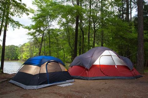 What is a 3-season tent? How to choose the right one