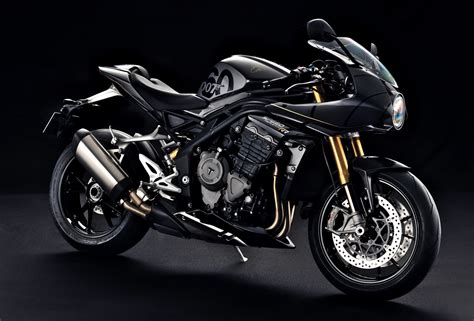 Triumph Speed Triple 1200 Rr Bond Edition Motomag