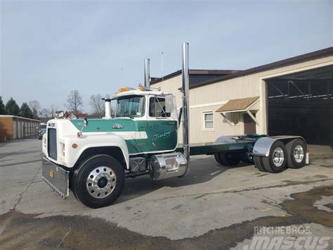 Mack R700 1975 United States Used Cab And Chassis Mascus Usa