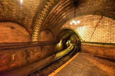 City Hall Station - New York City, USA, 2022 16672324 Stock Photo at Vecteezy