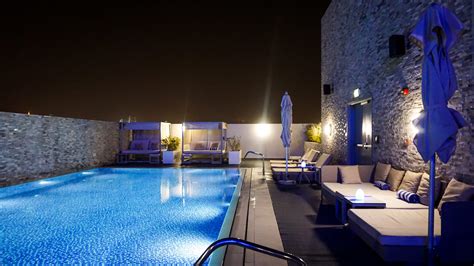 Novotel Bur Dubai Hotel Rooftop Pool - Empnefsys & Travel