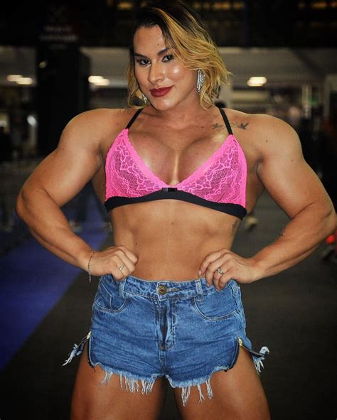 Female Muscle Fan on Twitter: "Leyvina Barros"