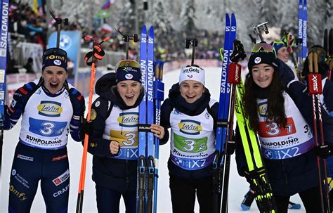 Biathlon Même sans Braisaz Bouchet les Bleues s imposent à nouveau