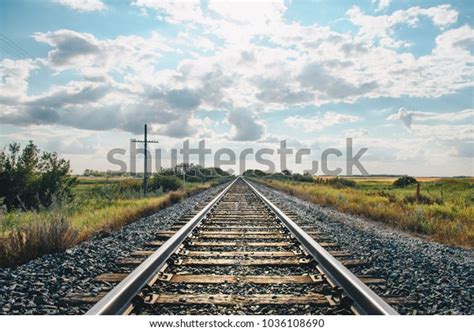 18,887 Landscape Leading Lines Images, Stock Photos & Vectors | Shutterstock