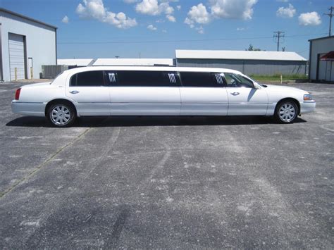 Used 2005 Lincoln Town Car For Sale Ws 10084 We Sell Limos