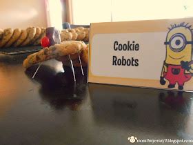 Running away? I'll help you pack.: Despicable Me Birthday ... Cookie ...