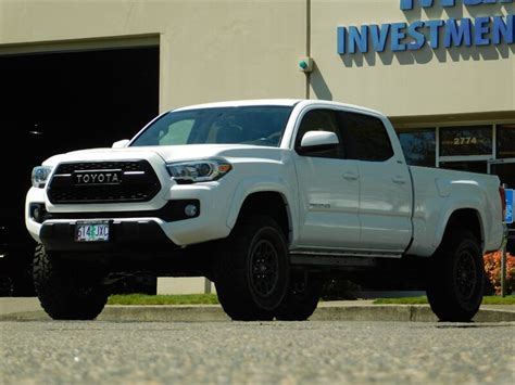 2017 Toyota Tacoma Sr5 V6 Double Cab 4x4 1 Owner Lifted Lifted