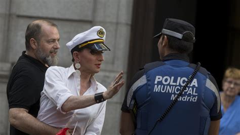 policías vigilarán el desfile del Orgullo Gay de Madrid