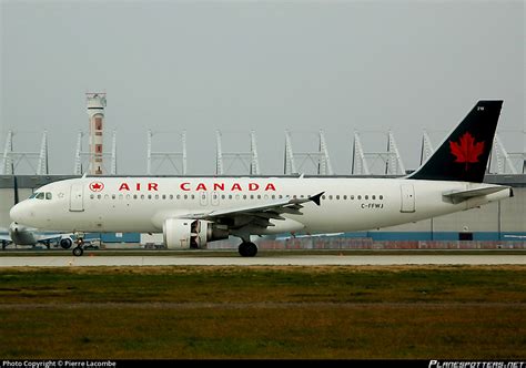 C Ffwj Air Canada Airbus A320 211 Photo By Pierre Lacombe Id 321090