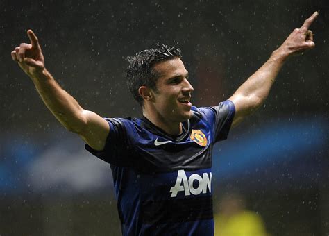 Robin van Persie Wallpapers and Biography | Van Perfect