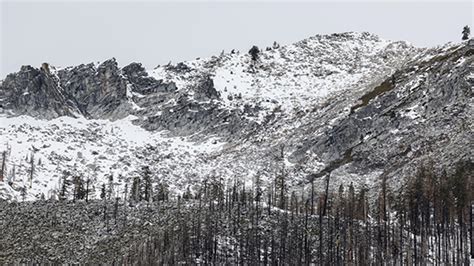 Cold winter storm brings snow to Southern California mountains - ABC7 ...