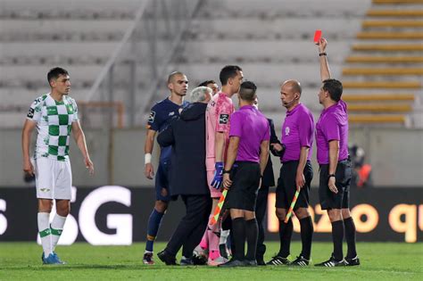 Sérgio Conceição suspenso por 21 dias só volta na última jornada da Liga