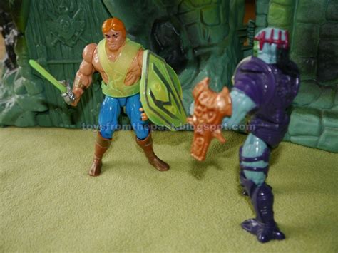 Toys from the Past: #601 HE-MAN - THUNDER PUNCH HE-MAN and BATTLE BLADE ...