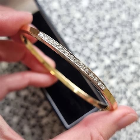 Vintage 18ct Gold Diamond Bangle 040ct Etsy