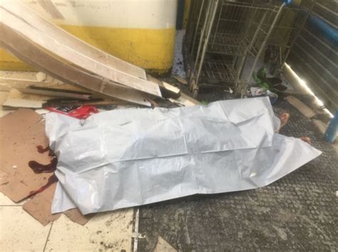 Trabalhador Morre Ap S Cair De Telhado De Supermercado Durante