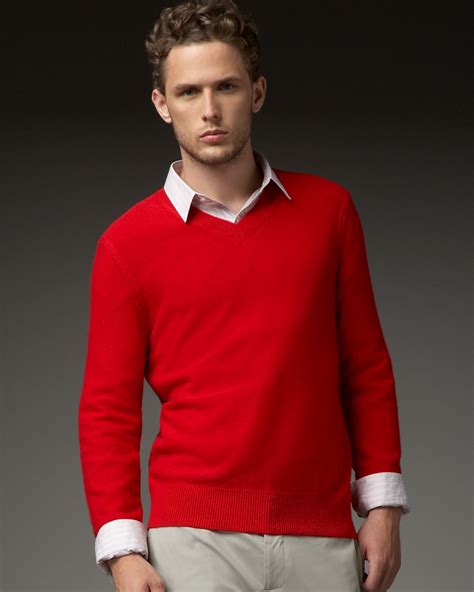 Theory Cashmere V Neck Sweater True Red