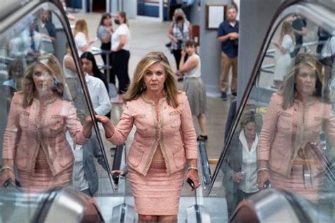 Marsha Blackburn: See Photos Of The Tennessee Senator – Hollywood Life