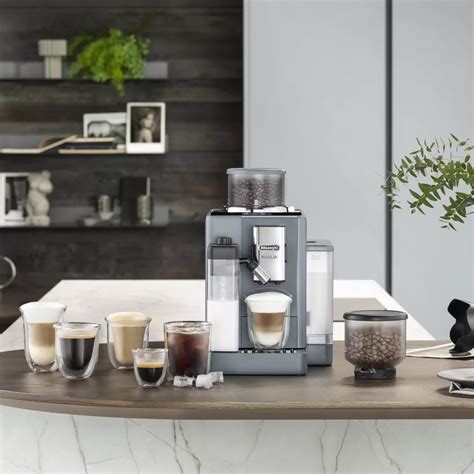 Expresso Broyeur DELONGHI rivelia latte FEB4455.G | Boulanger