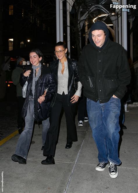 Bella Hadid Aaliyahhadid Nude OnlyFans Leaks Fappening FappeningBook