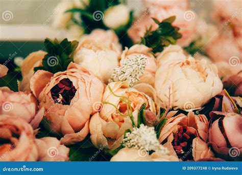 Beautiful Bouquet Of Roses Of Nude Flowers Stock Photo Image Of Fresh Decor 209377248
