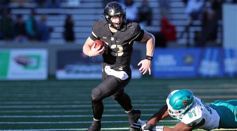 Army Football: 2024 Black Knights Season Preview and Prediction ...