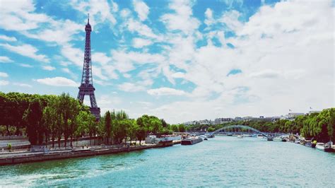 Paris Is Building Three New Bridges Over the Seine | Condé Nast Traveler