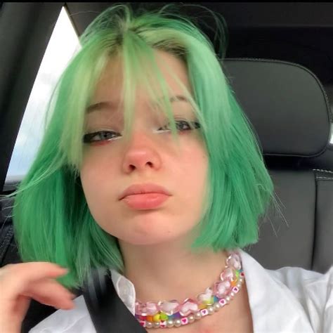 Ur Dad༻♡ On Instagram “ᖭི༏ᖫྀ Its A Fairy Look” Green Hair Green