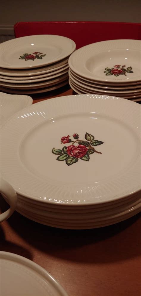 Wedgwood Service De Table Pour Le D Ner Moss Rose Fa Ence