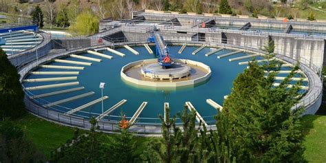 Bombeo de agua del Río Nervión en Bolueta Una obra del Consorcio de