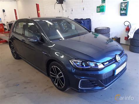 Volkswagen Golf GTE 1 4 TSI DSG Sekventiell 204hk 2020