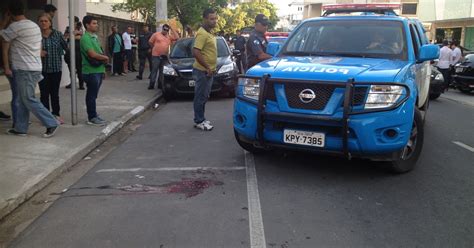 G Homem Baleado Na Cabe A Enquanto Trabalhava Em Campos Rj