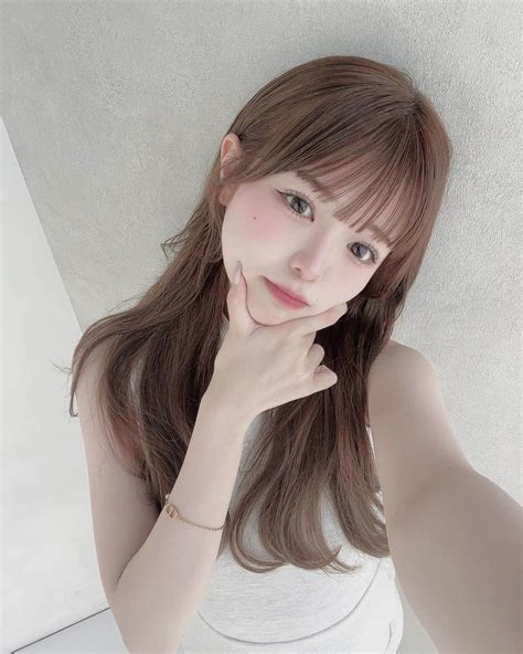 りょーかさんのインスタグラム写真 りょーかinstagram「・ ・ 染めてきたよ💇🏻‍♀️ ショコラベージュです👶🏻🤎🍫 可愛すぎた