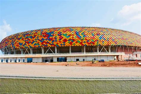 CAN 2021 STADE D OLEMBE LA CAF HAUSSE LE TON ET MENACE BIYA DEPECHE