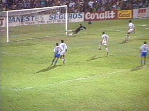 Vídeo Os gols de Linhares EC 1 x 1 Fluminense pela Copa do Brasil 1994