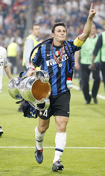 Zanetti, Cambiasso recalled by Argentina - Rediff Sports