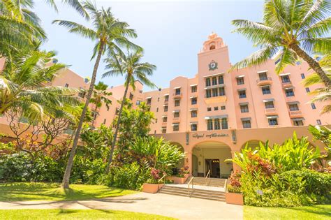 Review The Royal Hawaiian A Luxury Collection Resort Waikiki