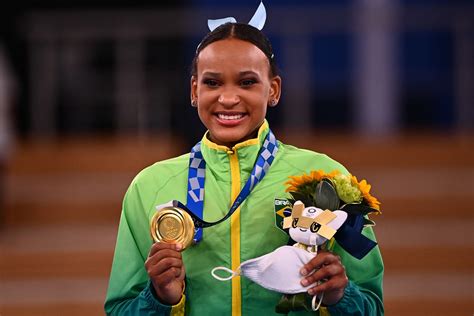 Rebeca Andrade Faz História De Novo Agora Com Salto De Ouro Esportes