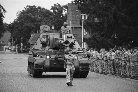 Best British Army Images On Pholder Military Porn Tank Porn And History Porn